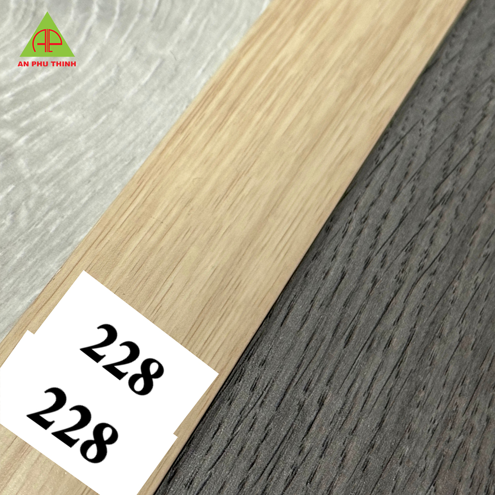 Nẹp nhựa T228